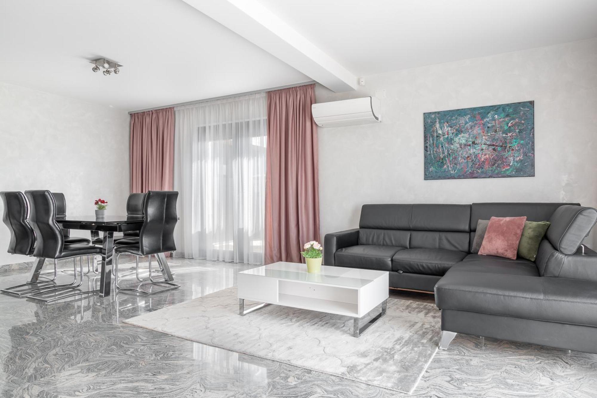 Apartament Casa Fischer Ciheiu Zewnętrze zdjęcie