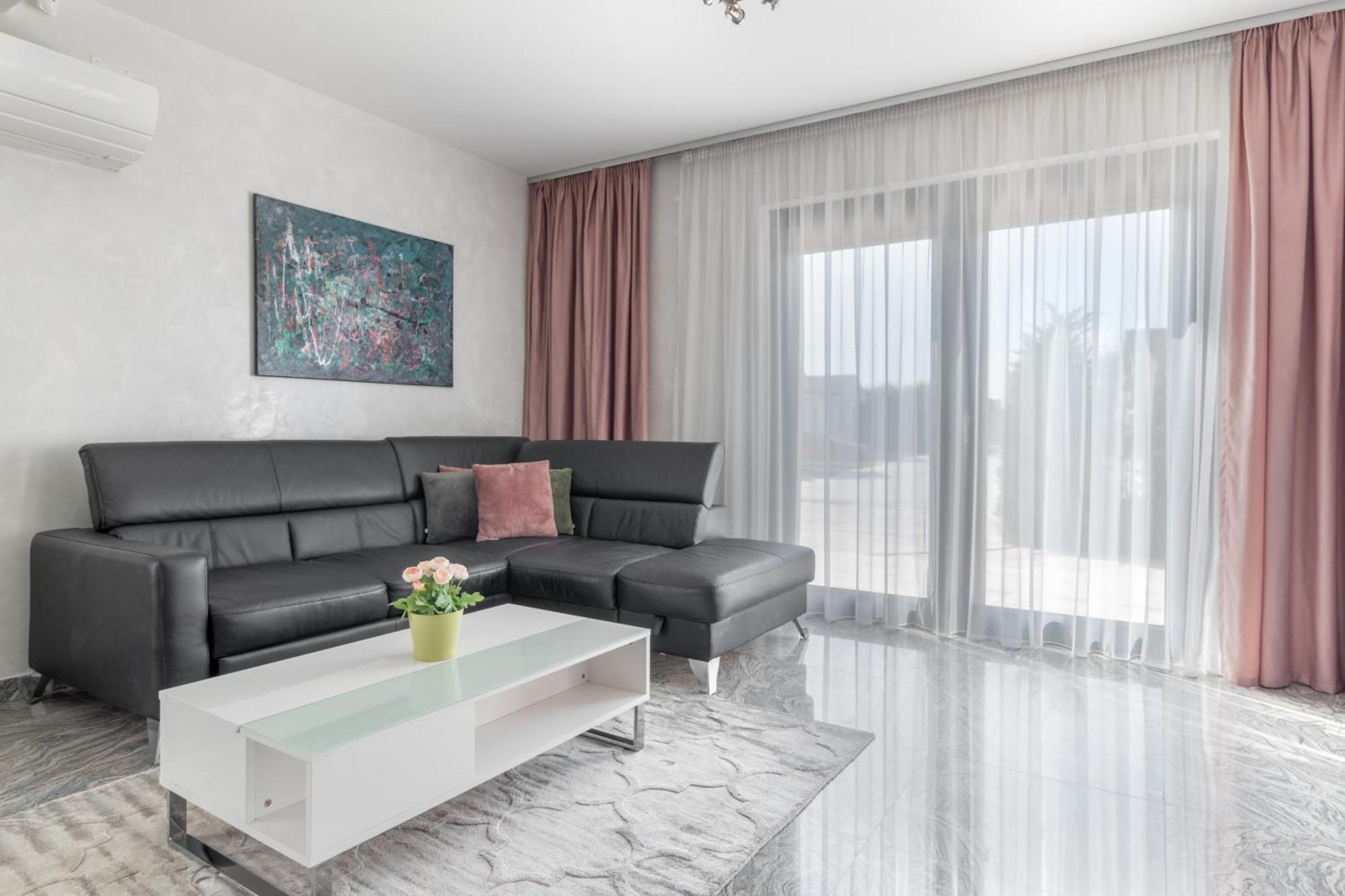 Apartament Casa Fischer Ciheiu Zewnętrze zdjęcie